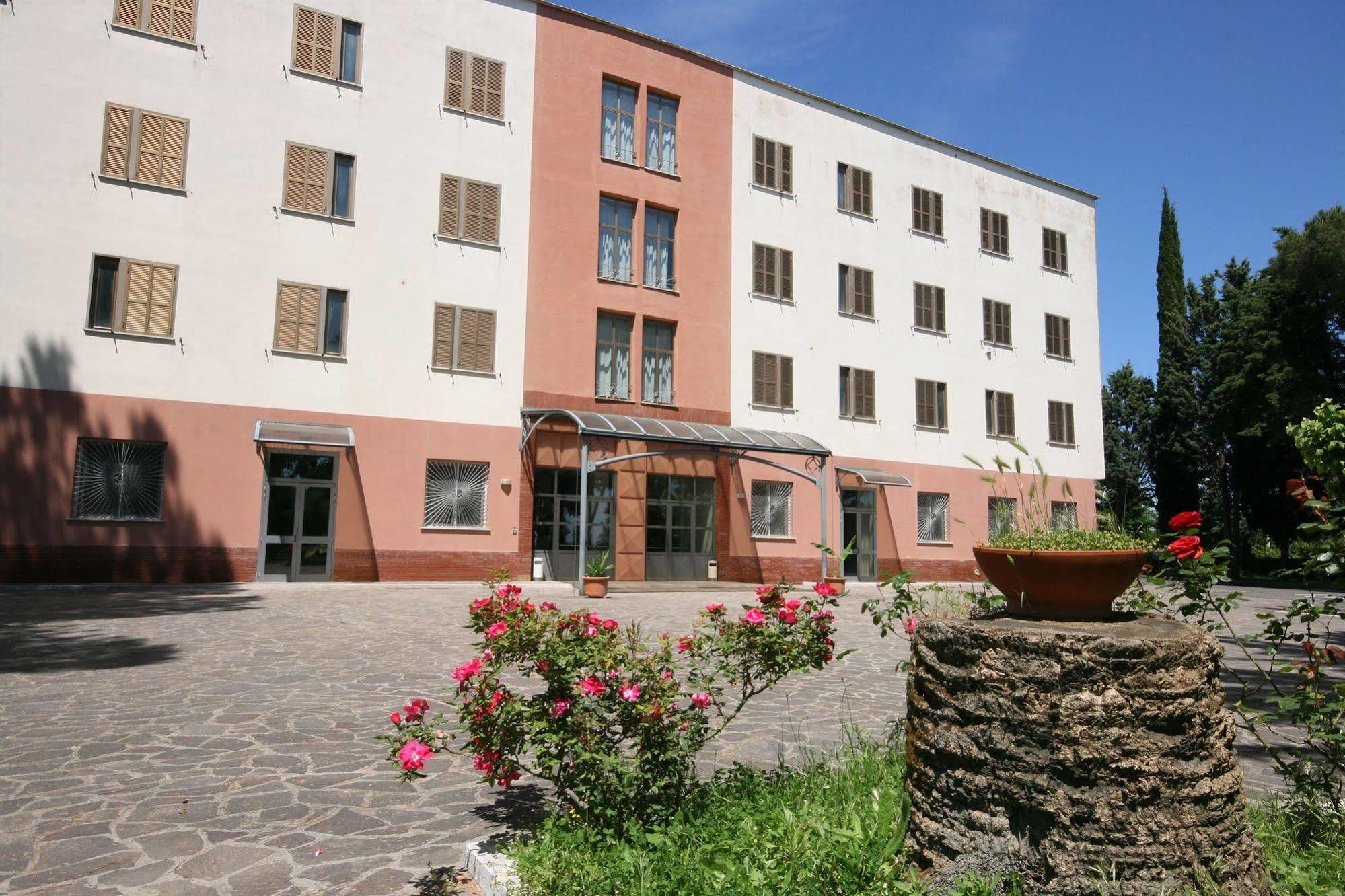 Parco Santa Rita Hotel Sacrofano Bagian luar foto